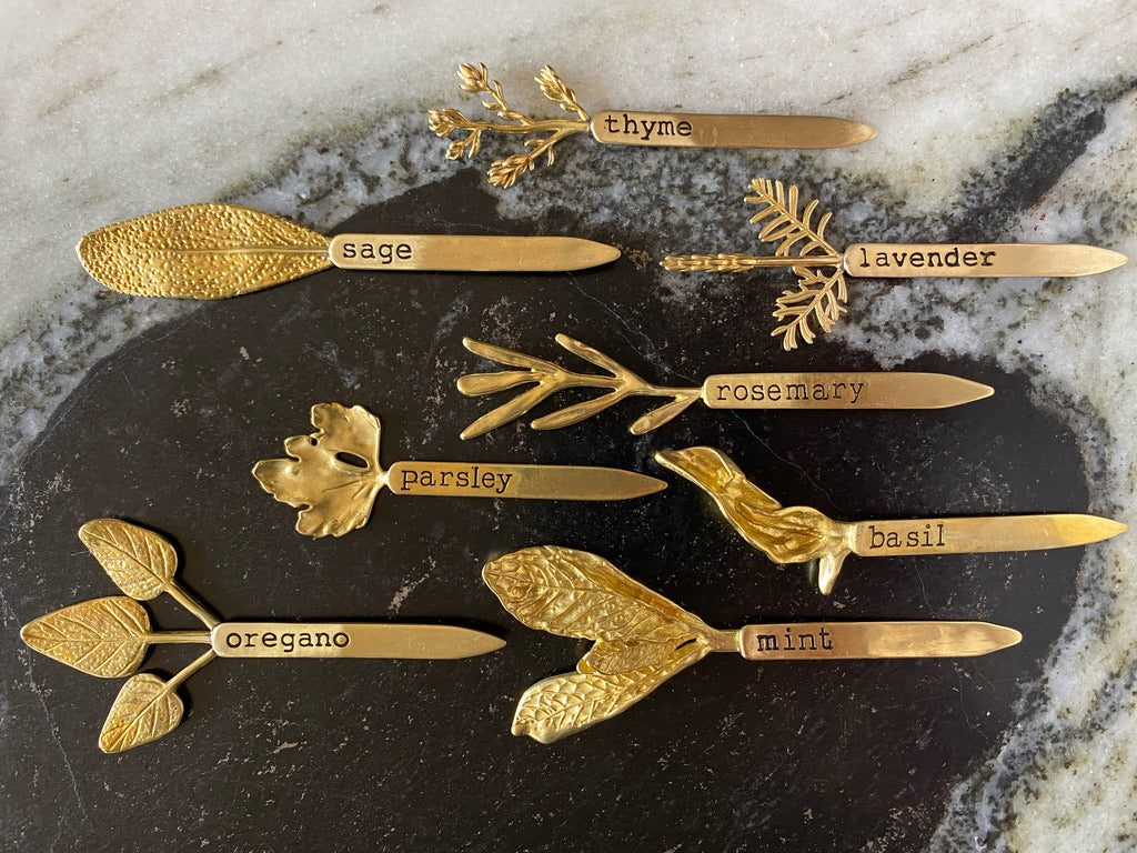Cast Brass Herb Plant Markers Set – 4 Engraved Labels for Rosemary, Parsley, Basil, Mint - Ariana Ost