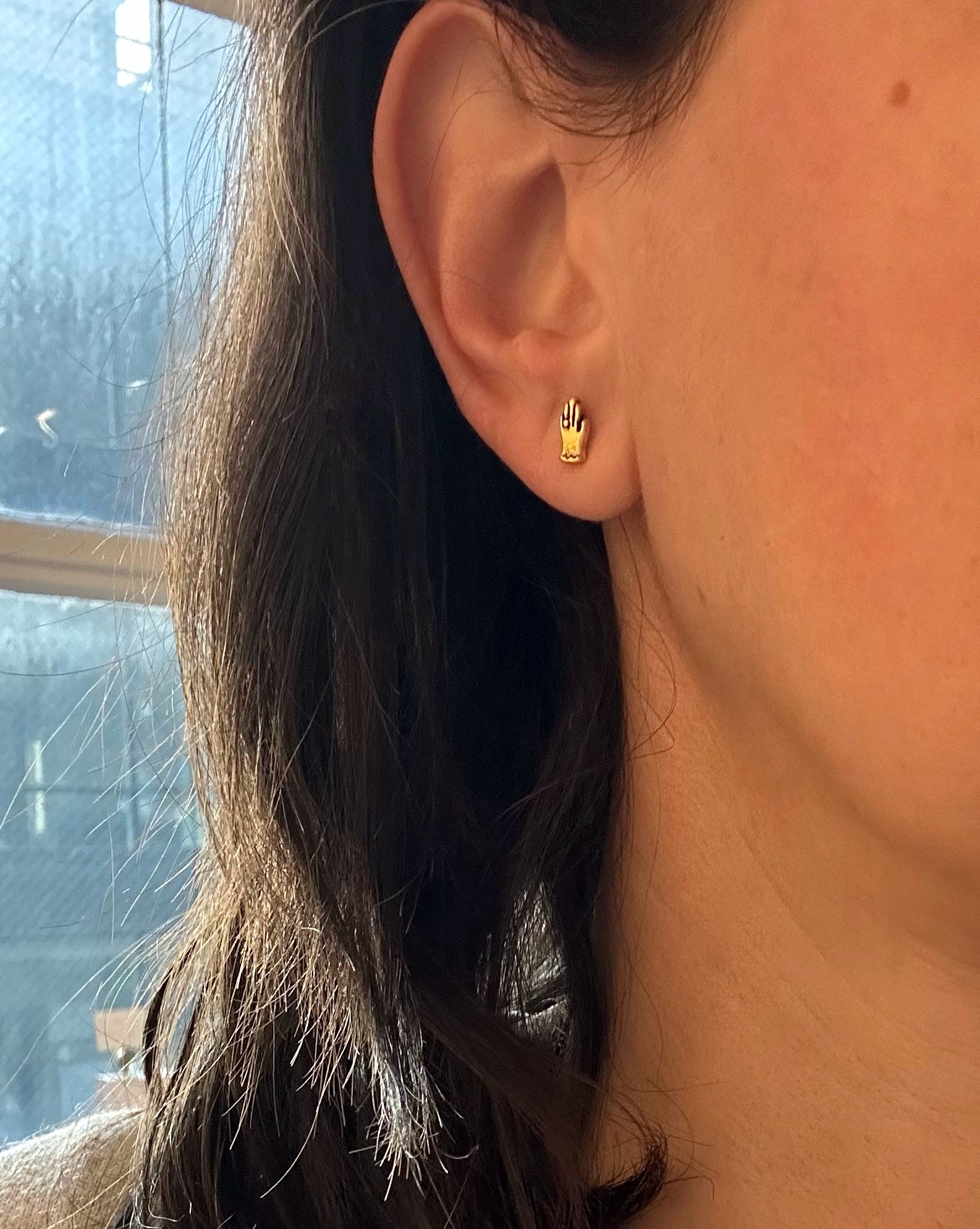Helping Hand Stud Earrings - Ariana Ost
