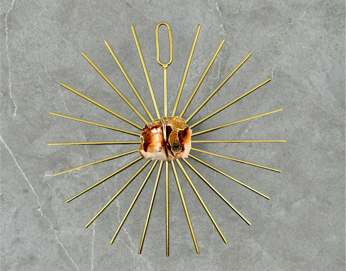 Solitaire Sunburst Crystal Grid - Carnelian - Ariana Ost