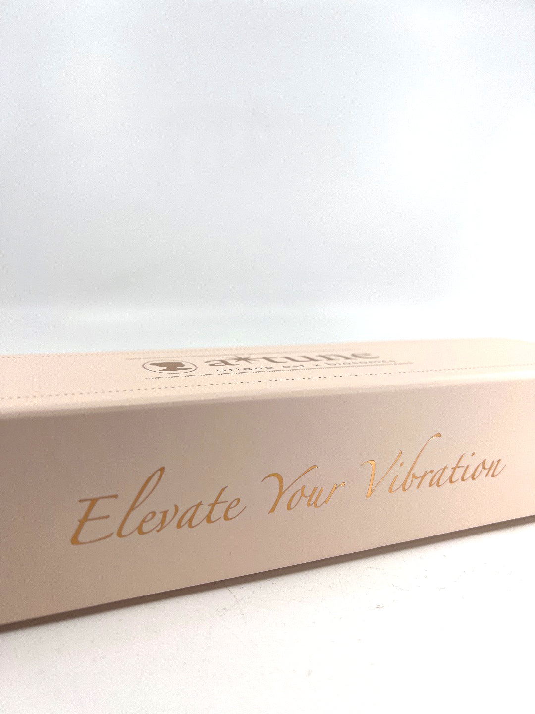 Gifting Box and Wrapping - Ariana Ost