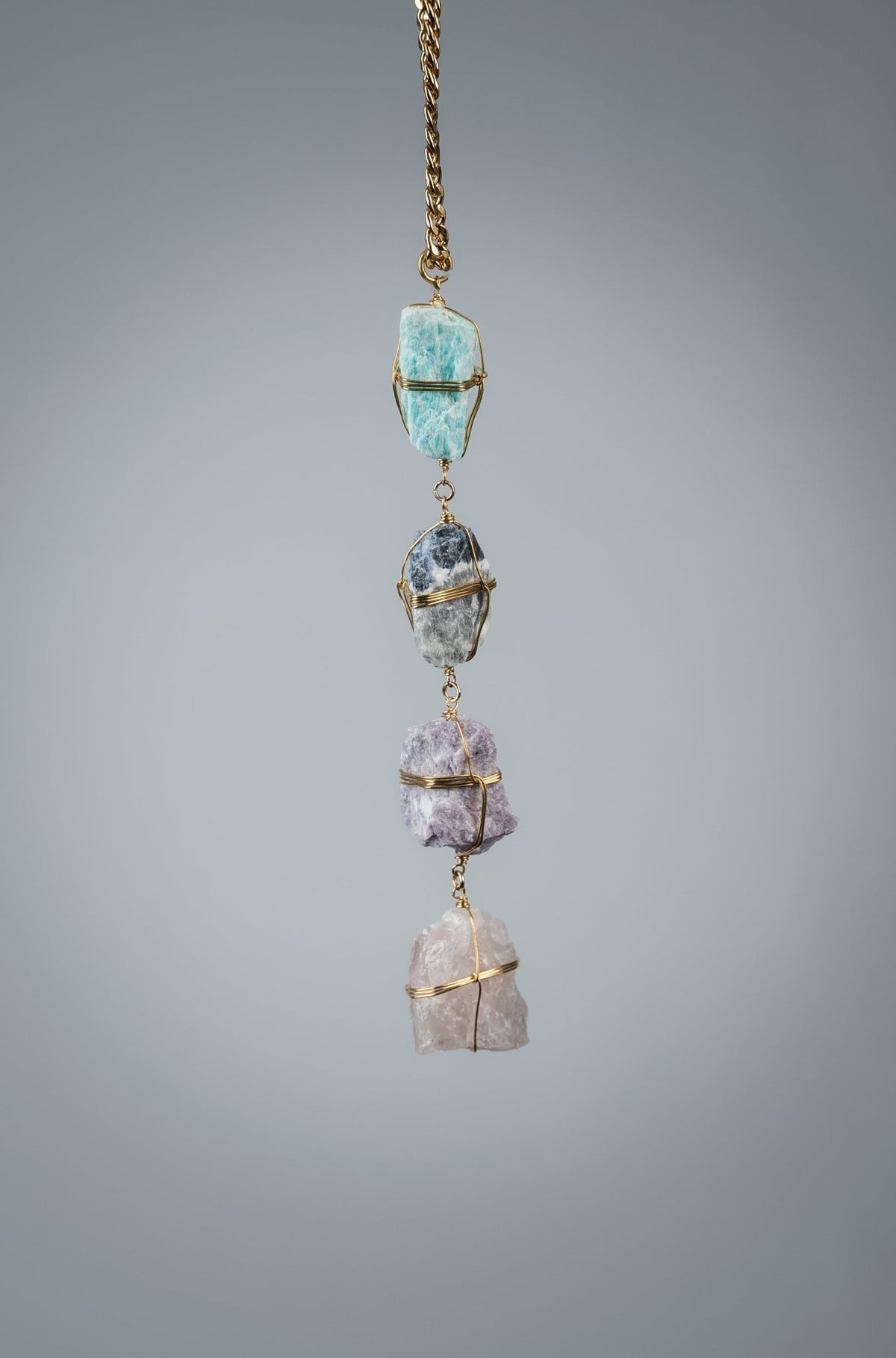 Healing Crystal Statement Necklace - Ariana Ost