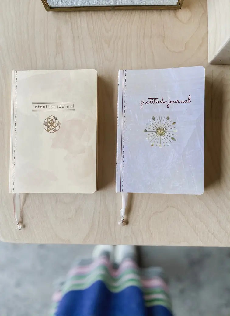 Unlock Emotional Healing Through Wellness Journaling