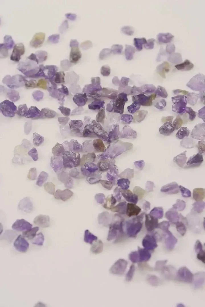 Amethyst Crystal Benefits - Ariana Ost
