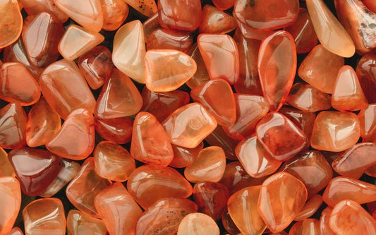 Carnelian: Meaning, Healing Properties and Benefits - Ariana Ost