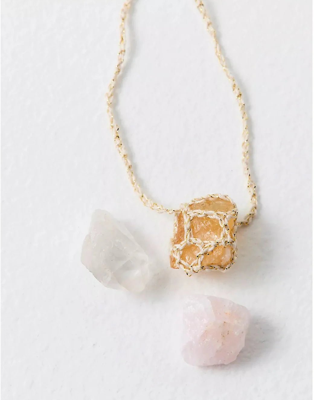 Ethical Crystal Jewelry: A Sustainable Choice for Conscientious Consumers - Ariana Ost