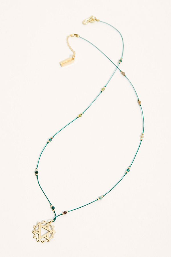 Delicate Chakra Thread Necklace - Ariana Ost 