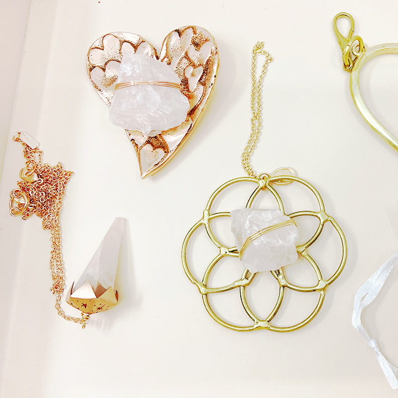 crystal grid, crystal healing, gifts, bundles, heart jewelry, crystal jewelry