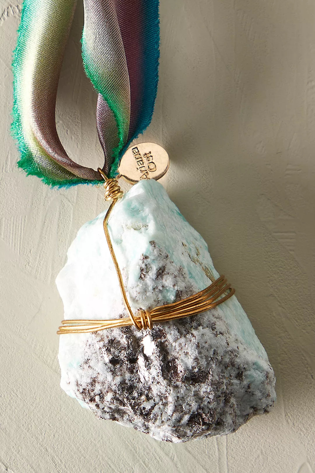 Crystal Wrapped Ornament - Ariana Ost 