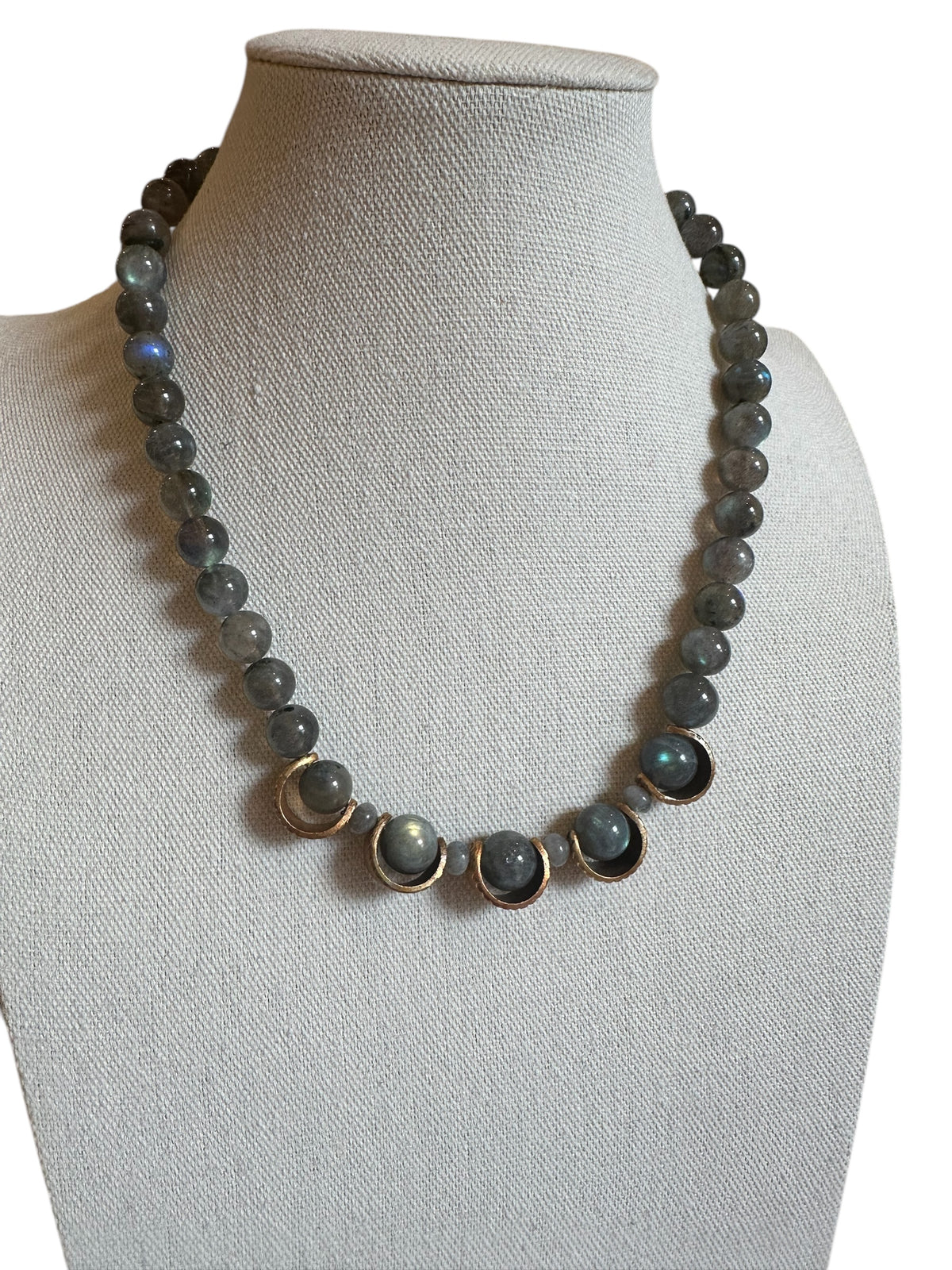 Labradorite Beaded Necklace - Ariana Ost 