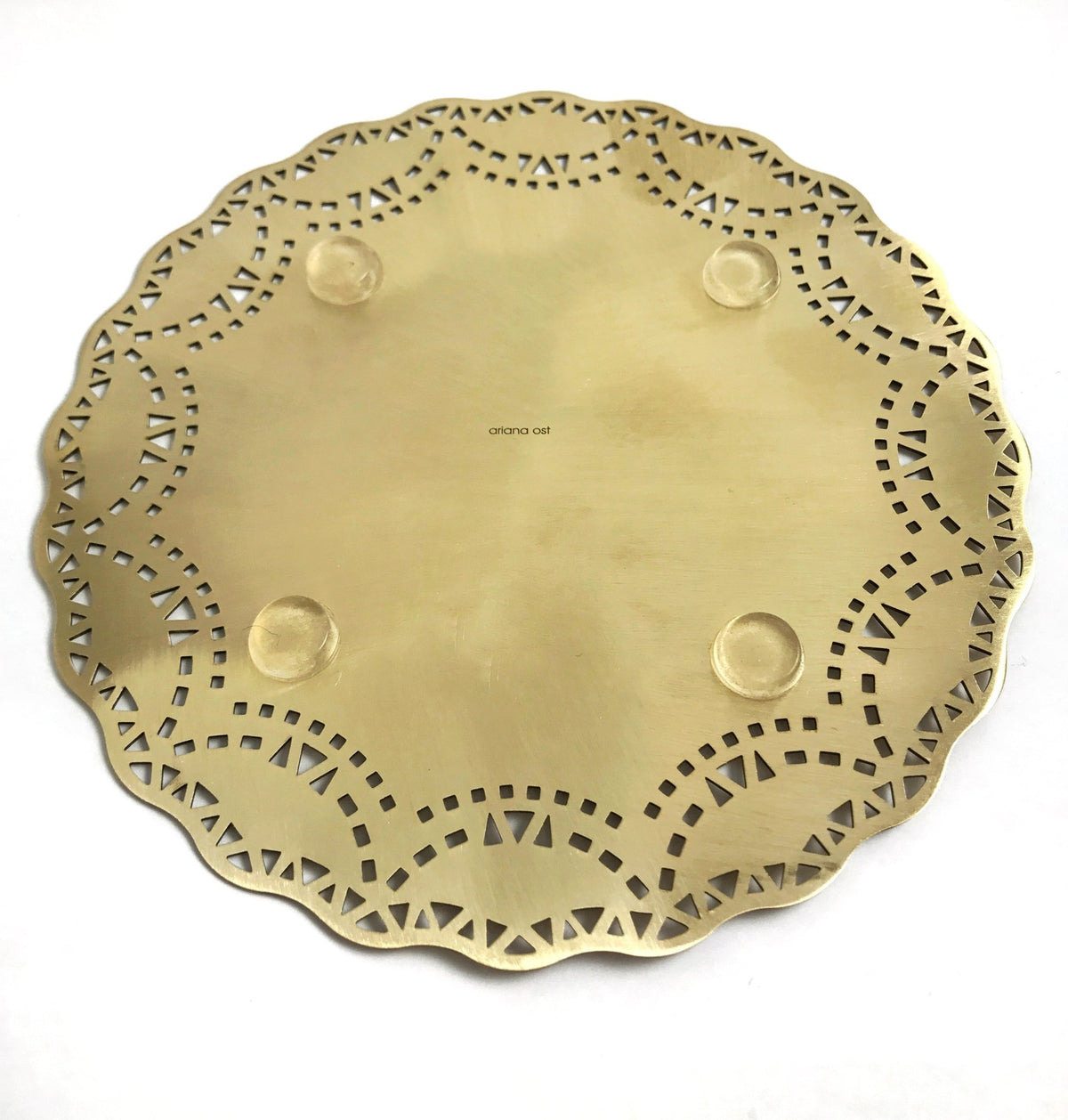 Doily Trivet - Ariana Ost