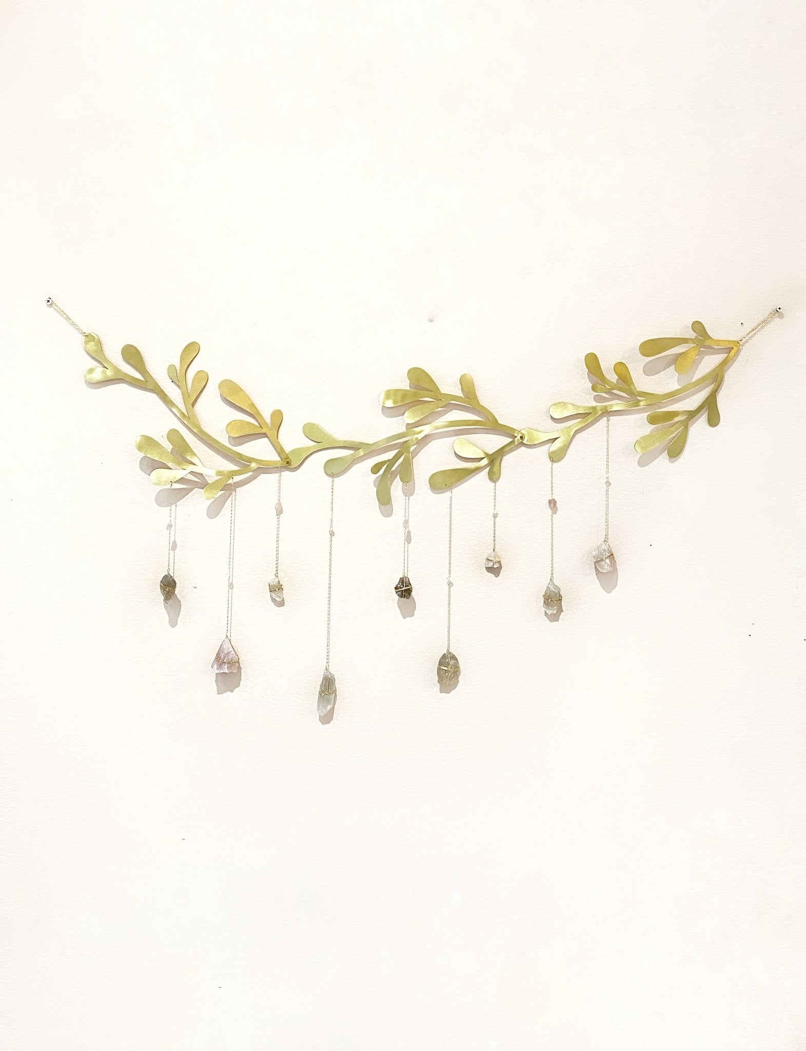 Floral Vines Healing Crystal Garland - Ariana Ost