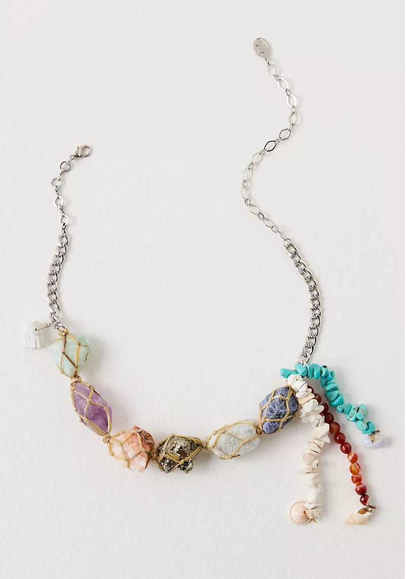 Going To California Crochet Healing Crystal Choker - Ariana Ost