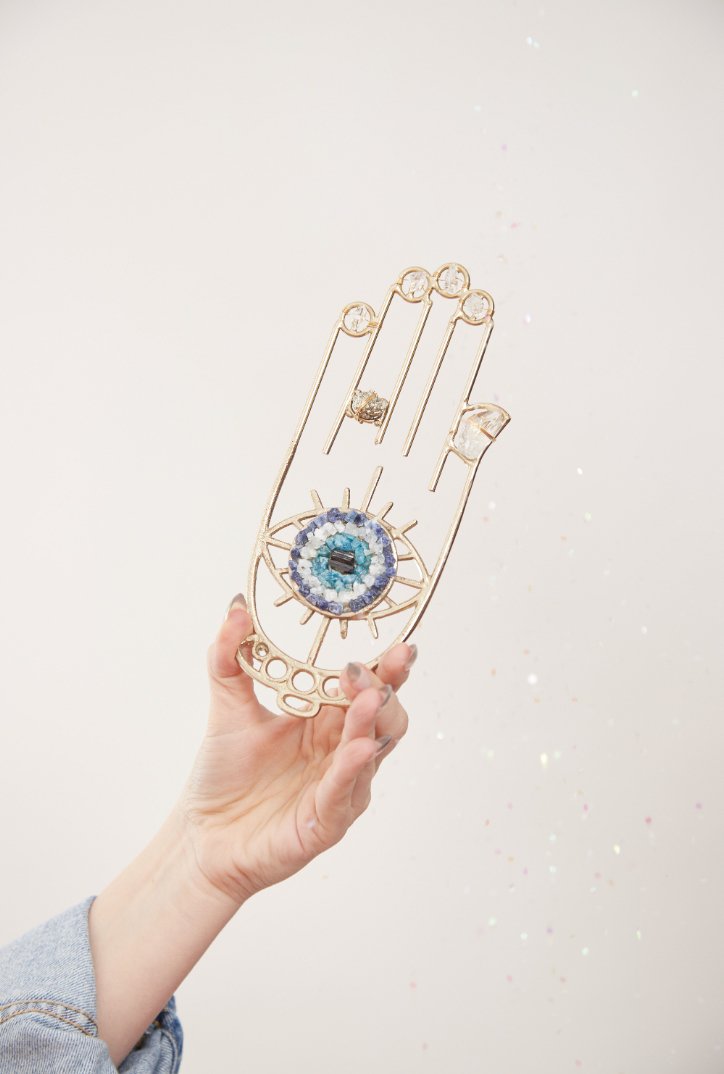 Hamsa Healing Crystal Grid - Ariana Ost
