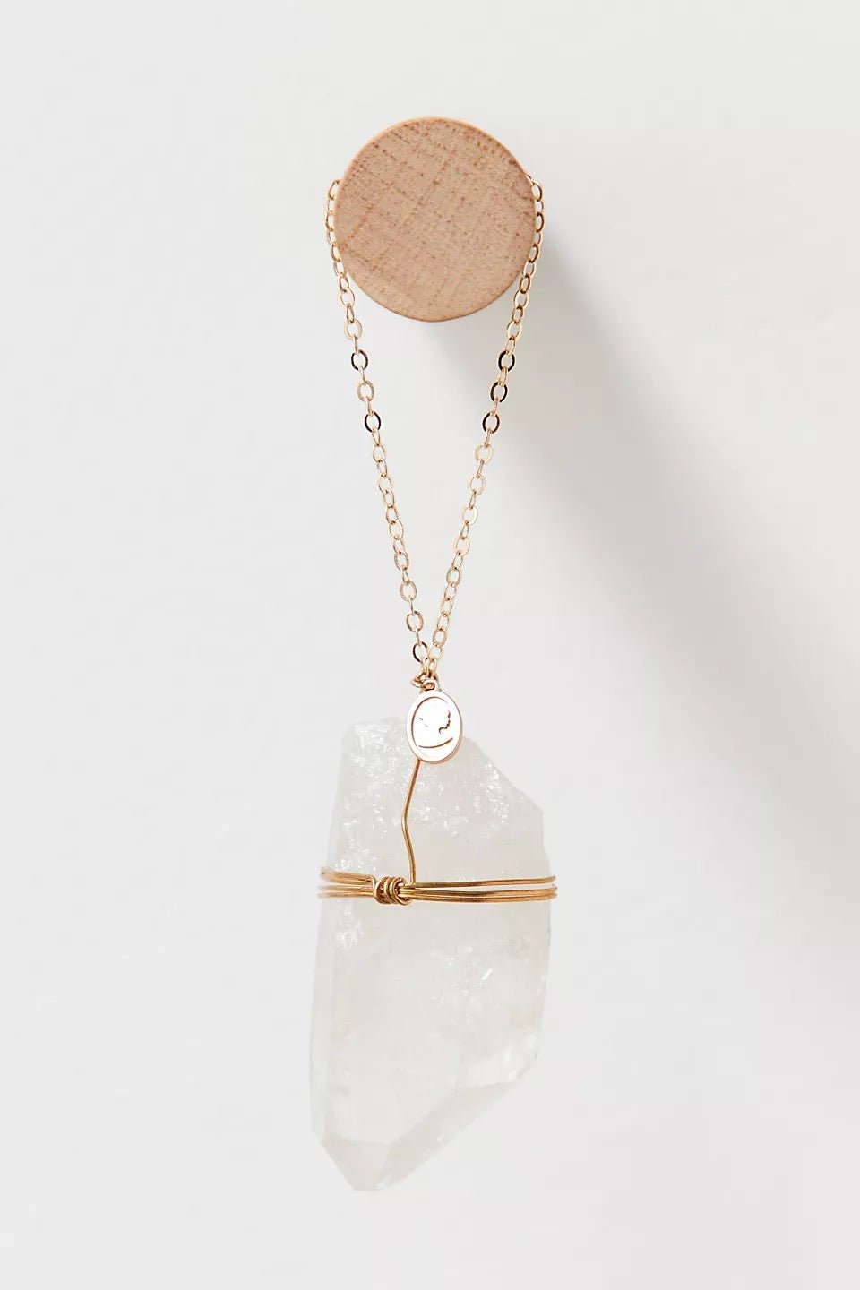 Healing Crystal Quartz Ornament - Ariana Ost