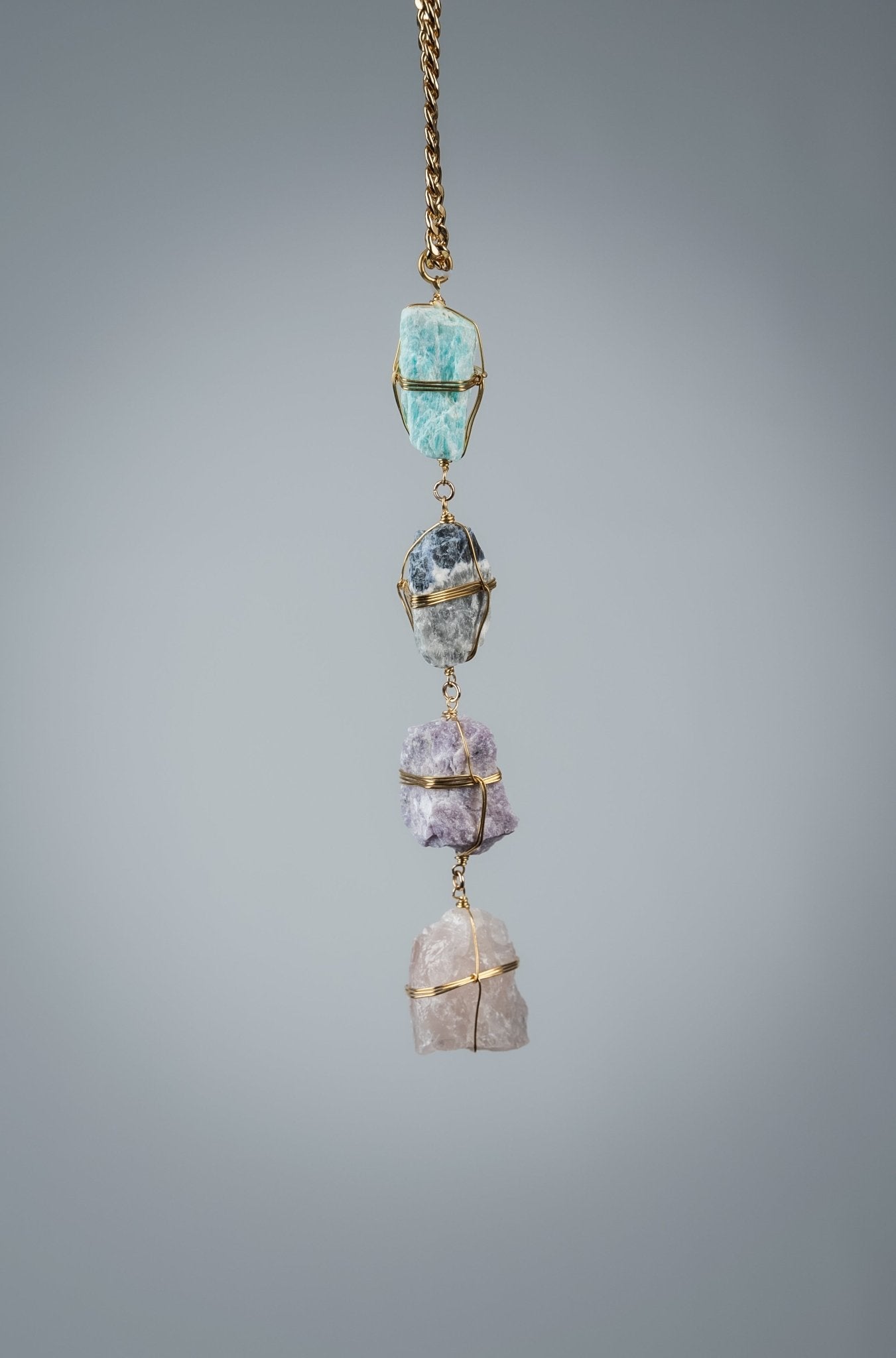 Healing Crystal Statement Necklace - Ariana Ost