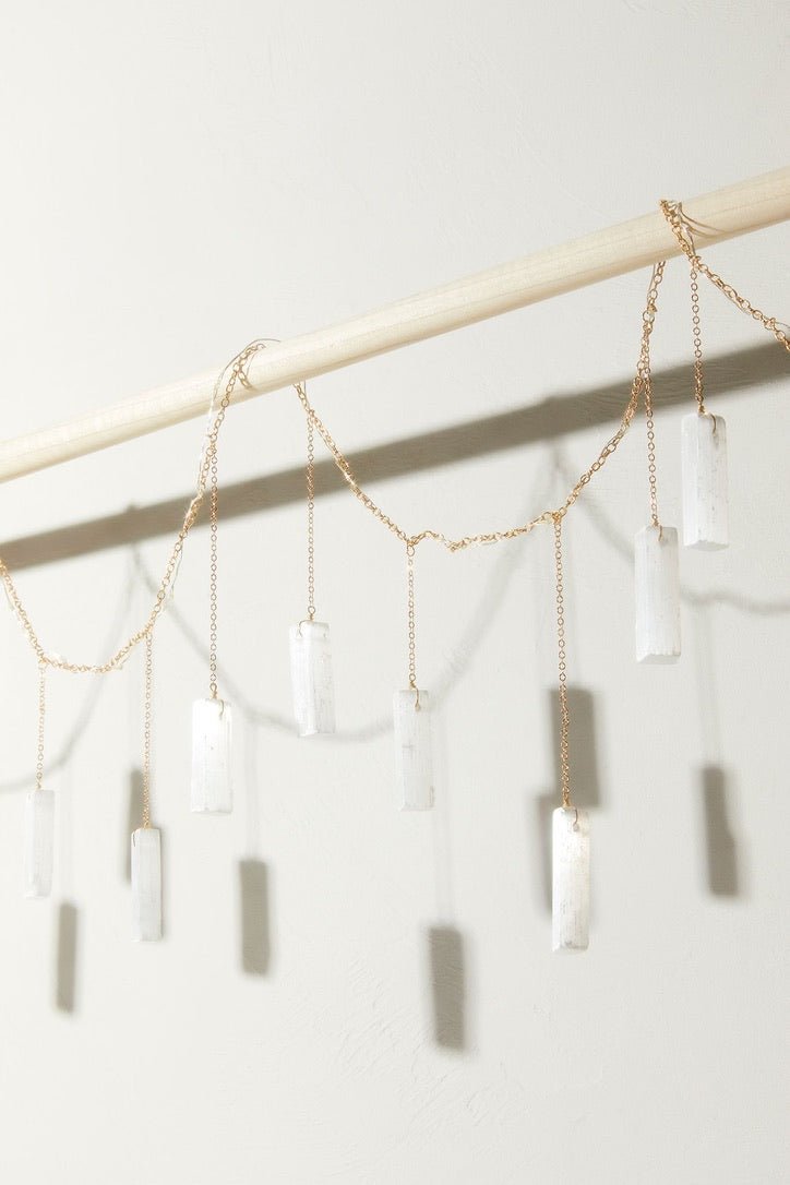 Selenite Garland with String Lighting - Ariana Ost