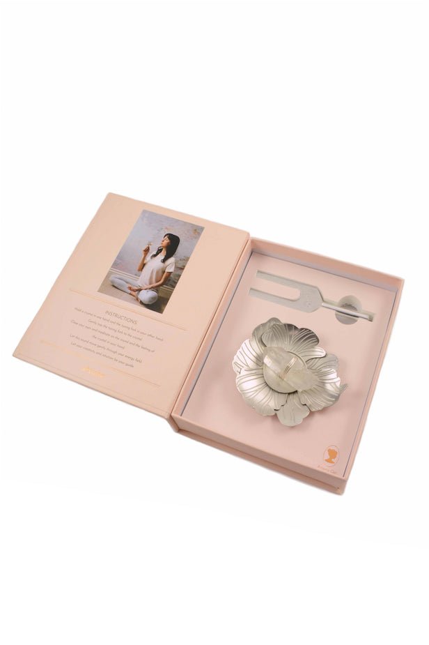 Sound Healing Crystal Kit - Tuning Fork and Flower Crystal Dish Set - Ariana Ost