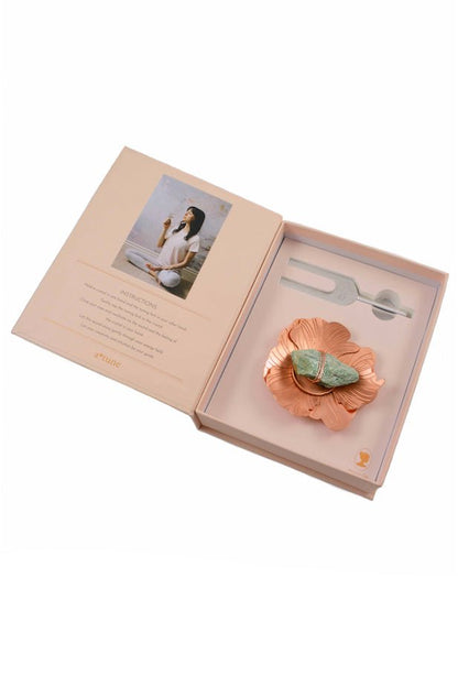 Sound Healing Crystal Kit - Tuning Fork and Flower Crystal Dish Set - Ariana Ost